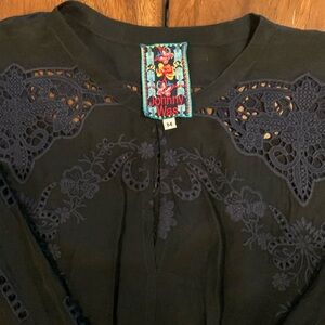Johhny Was black with navy embroidery size medium tunic top